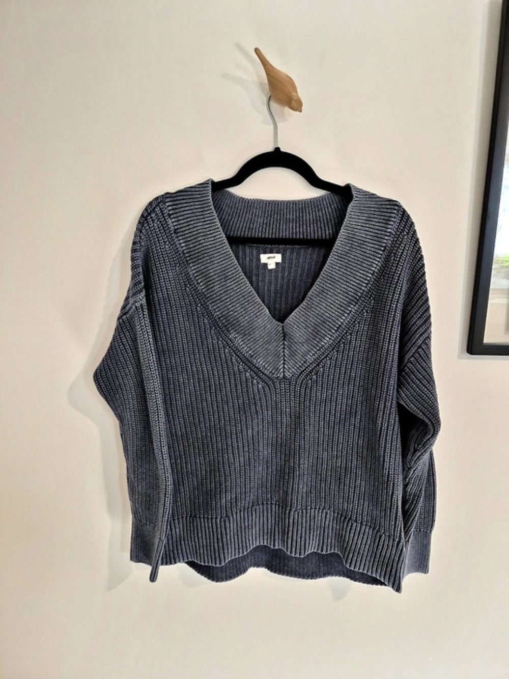 Aerie Cotton V-Neck Sweater in Gray Size Medium